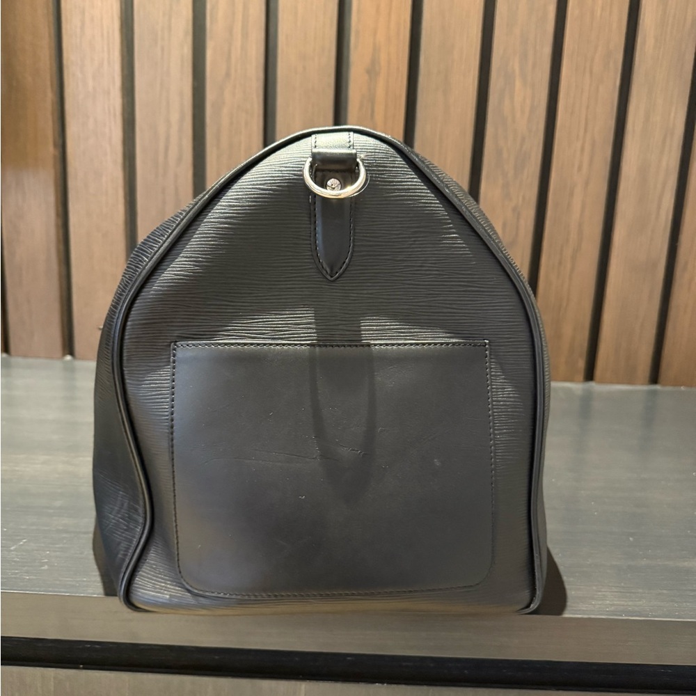 Louis Vuitton x Supreme Keepall Bandoulière 55 – Black Epi Leather - Picture 9 of 9
